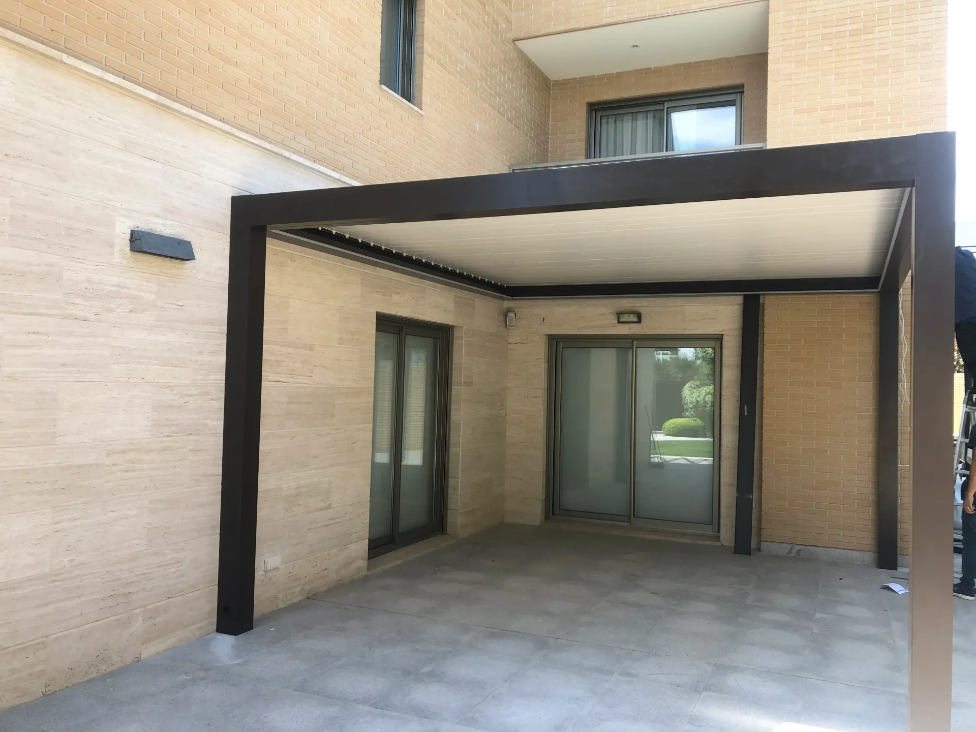 Pérgolas bioclimáticas en Madrid