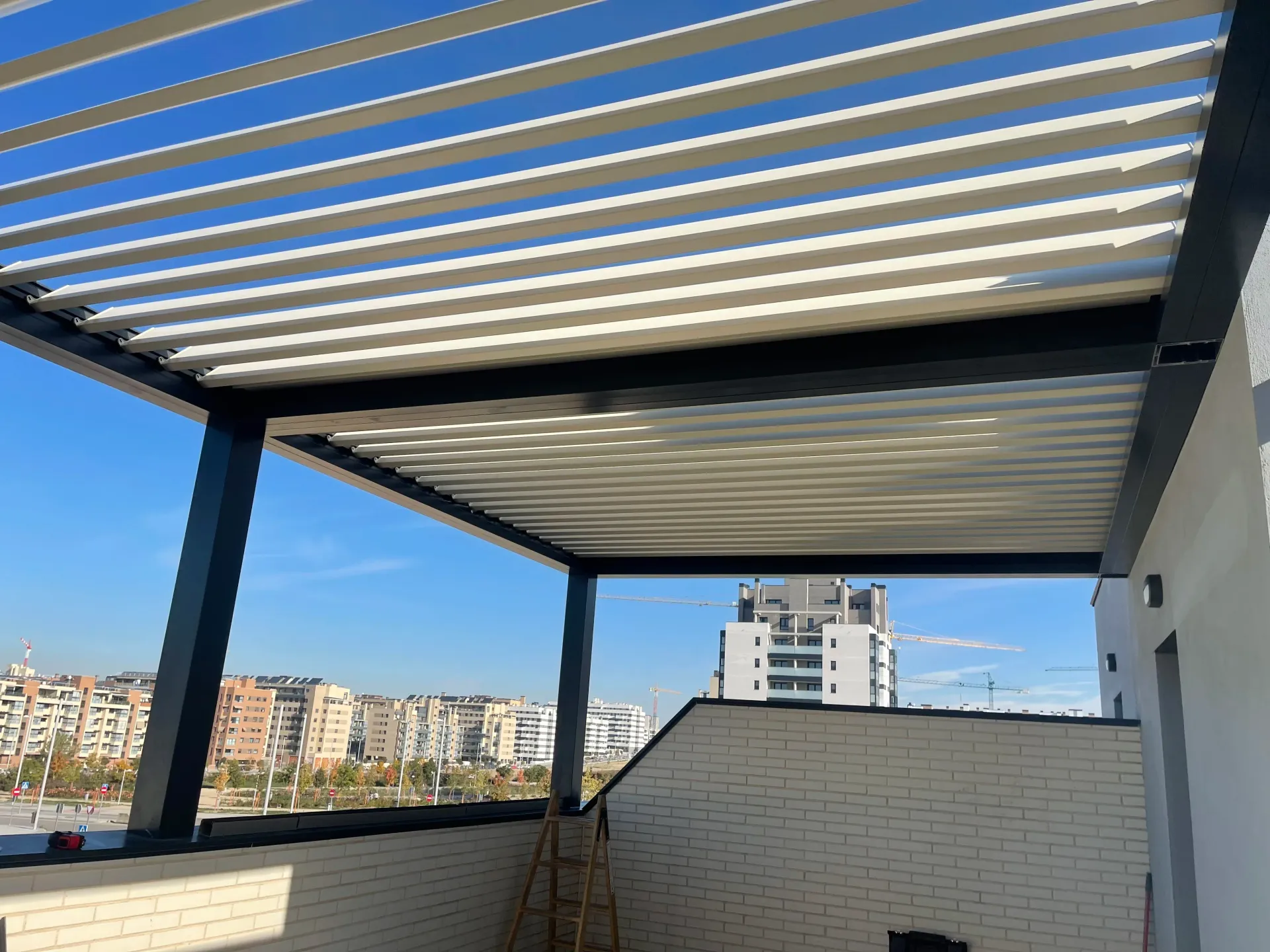 Pérgolas bioclimáticas en Madrid