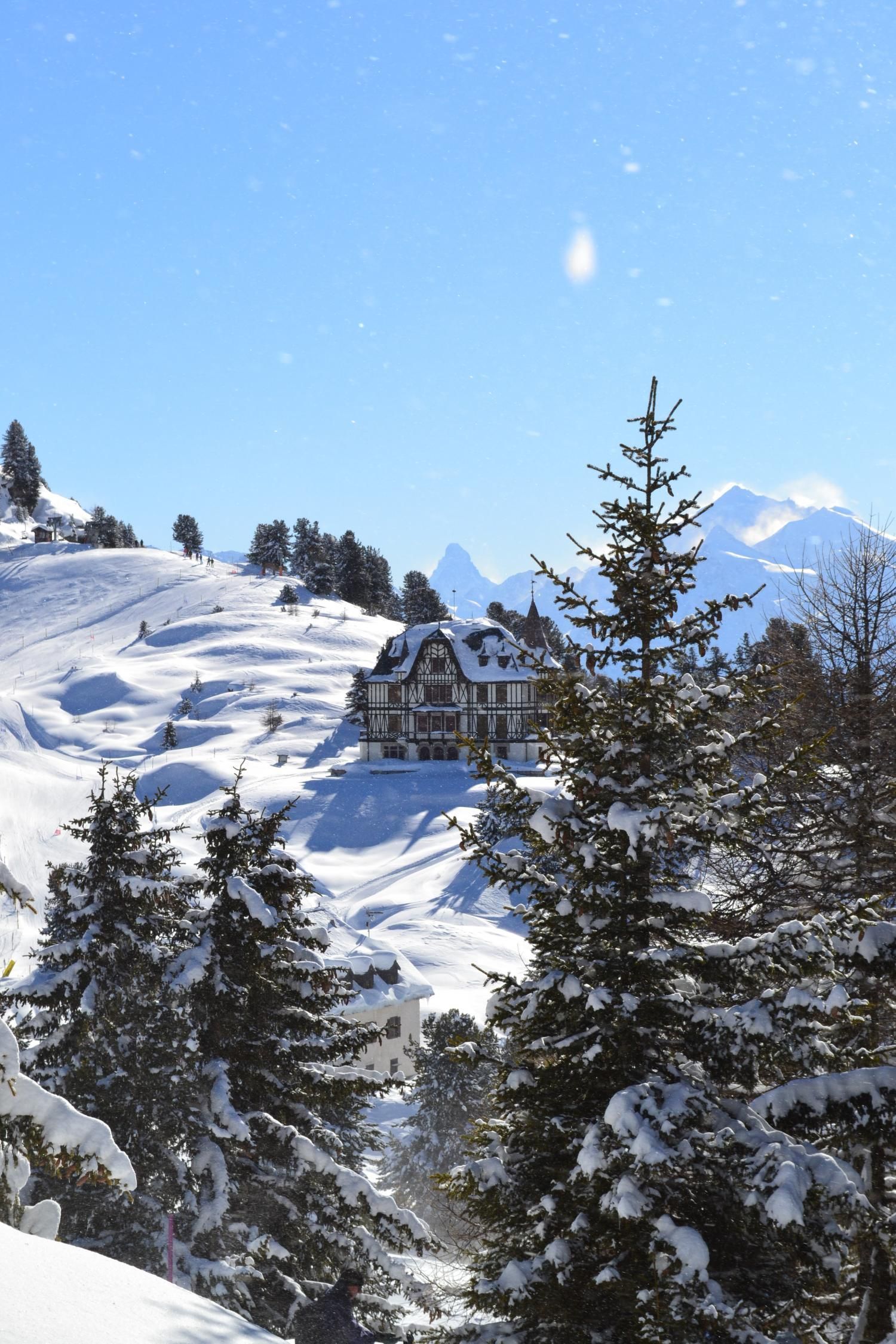 RIEDERFURKA MIT DER VILLA CASSEL