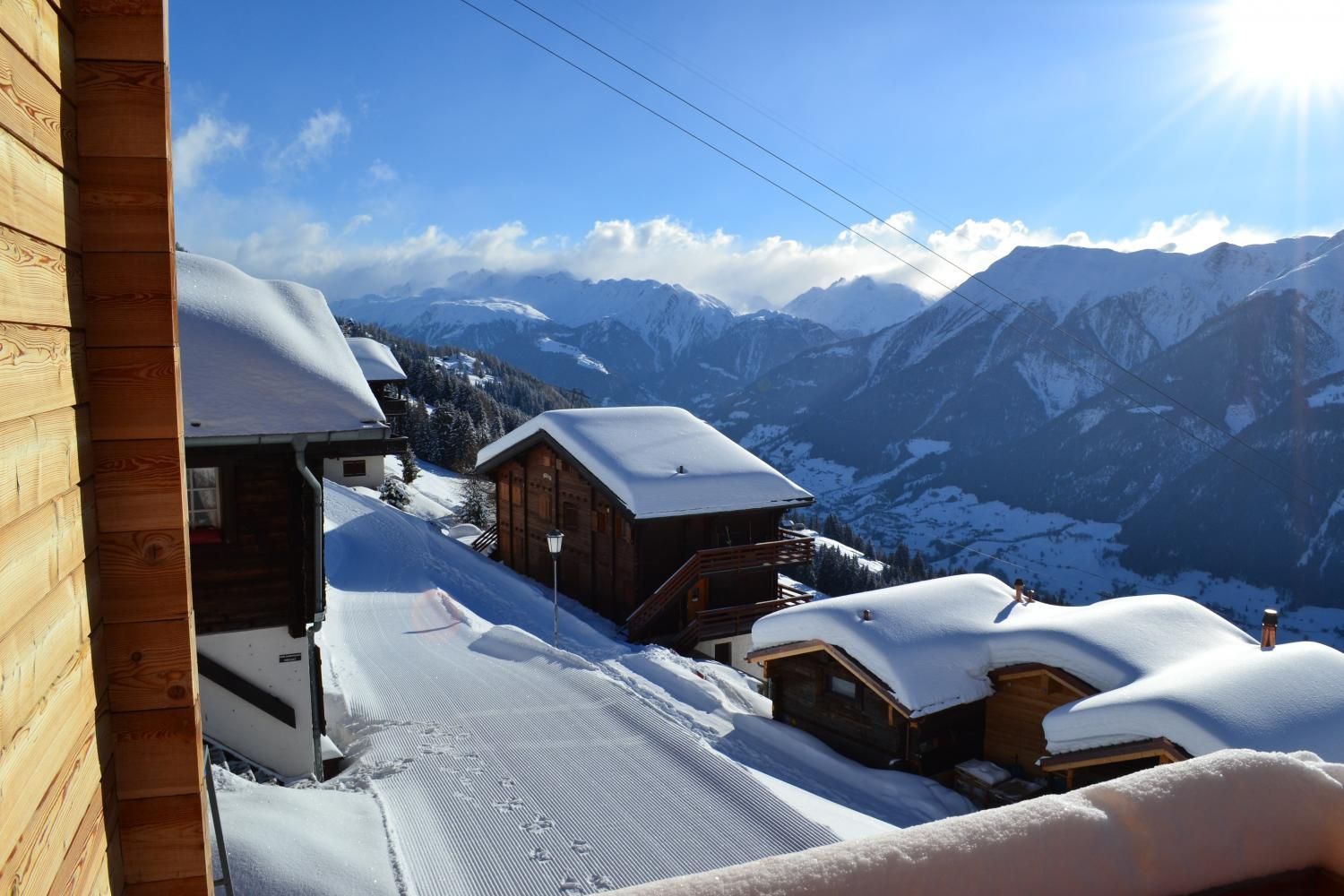 BLICK VOM CHALET RICHTUNG GOMS