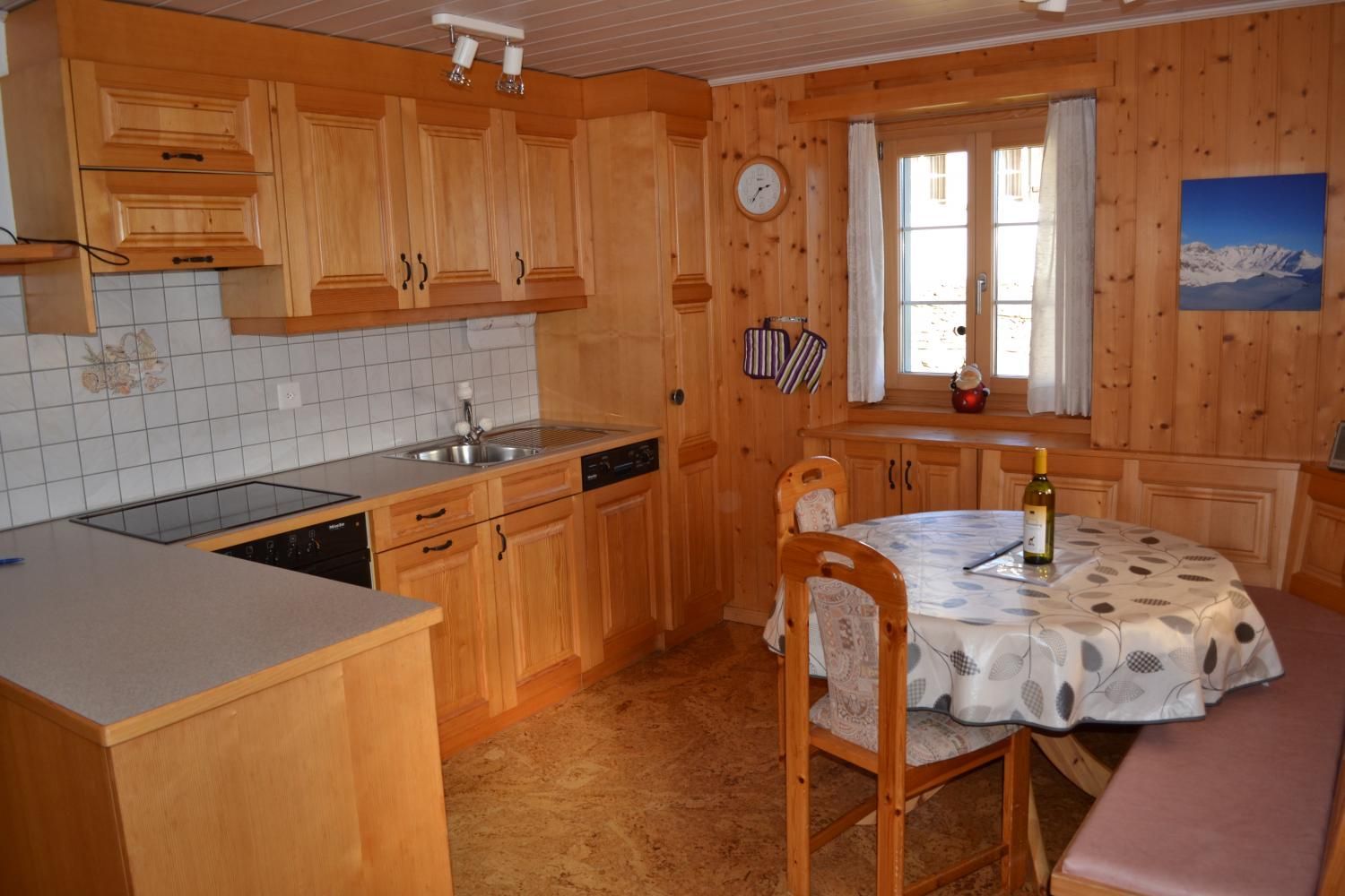 WOHNKÜCHE MIT SITZECKE