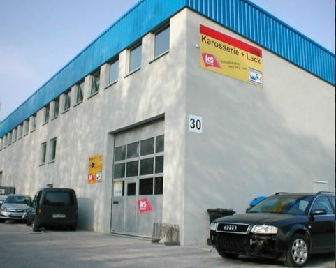 Werkstattgebäude, Foto von der Ernst Peter Karosserie + Lack Götz