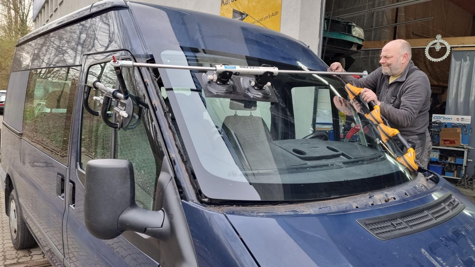 auto glass Burgstetten