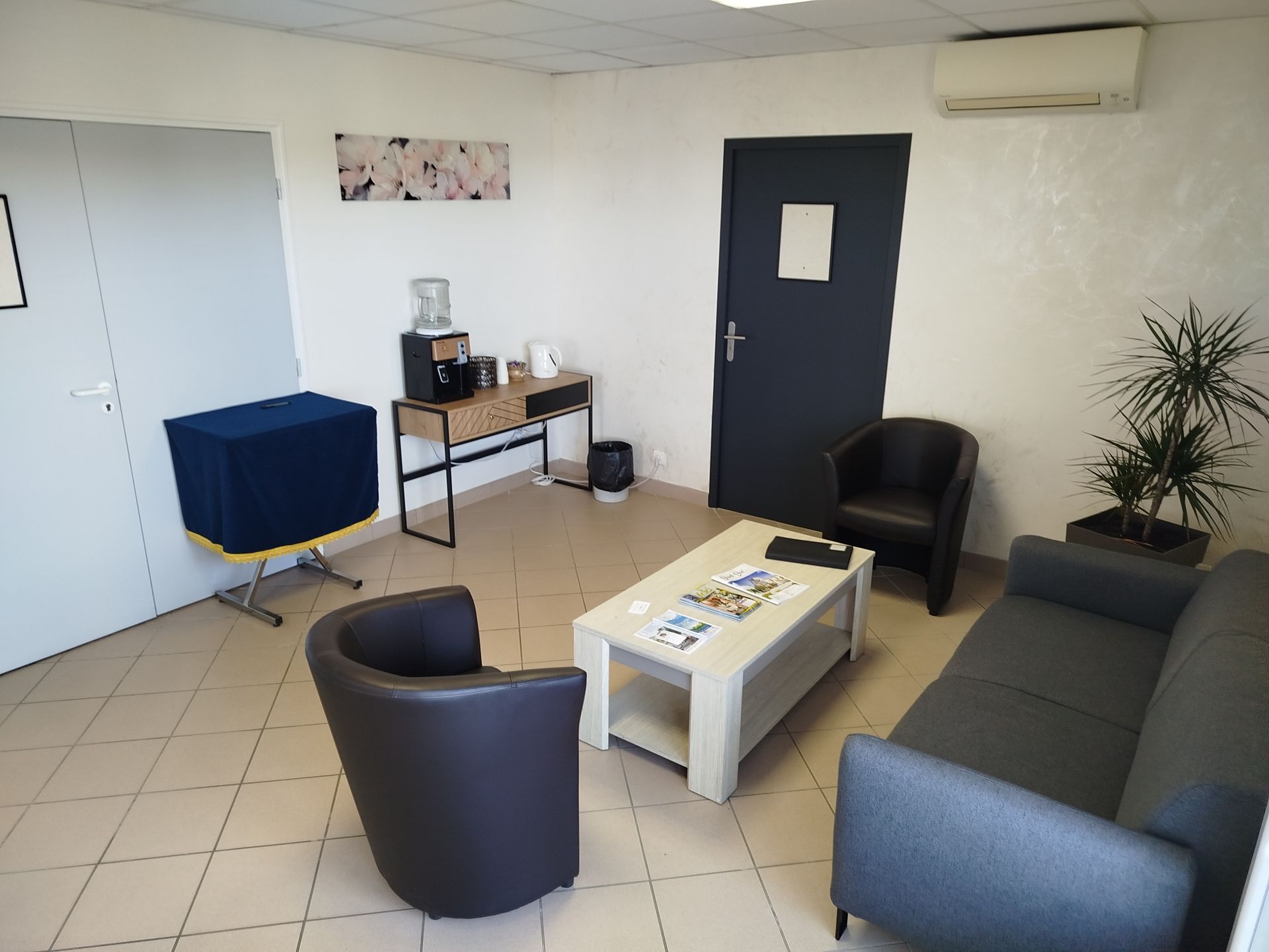 Hall d'accueil des chambres funéraires