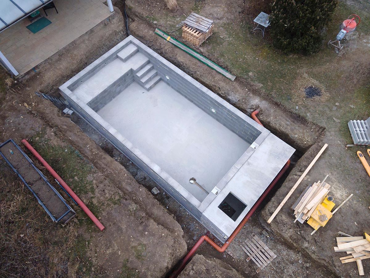 Construction d'une piscine en béton