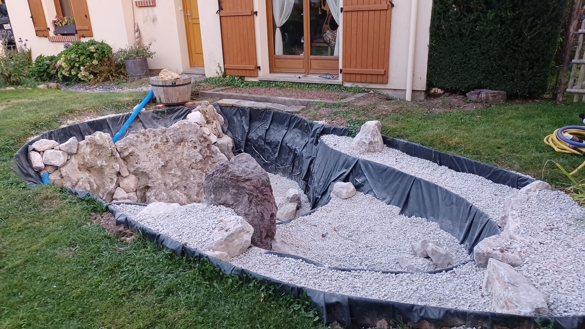 Travaux d'un bassin extérieur