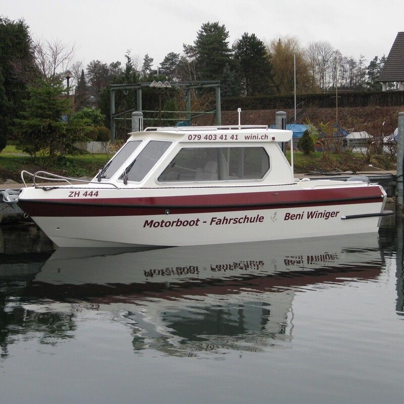 Boot von Beni Winiger auf dem Zürichsee