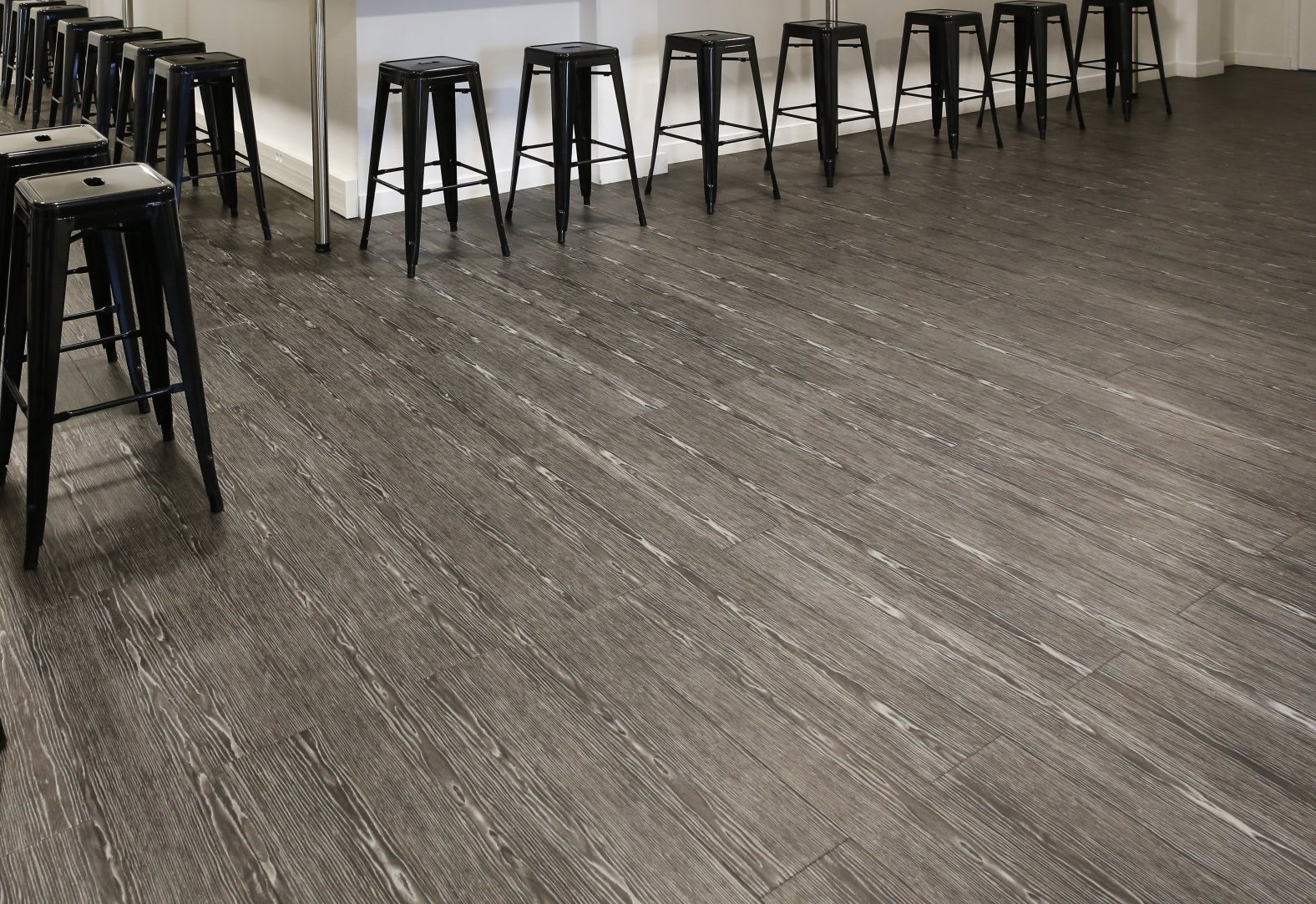 Entrepôt sol résine