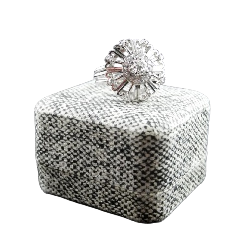 Bague en platine et diamants
