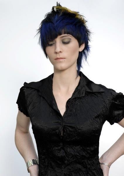 Créations pour homme et femme au salon de coiffure R-Play Studio à Conthey