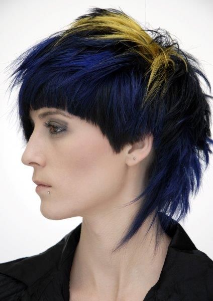 Créations pour homme et femme au salon de coiffure R-Play Studio à Conthey