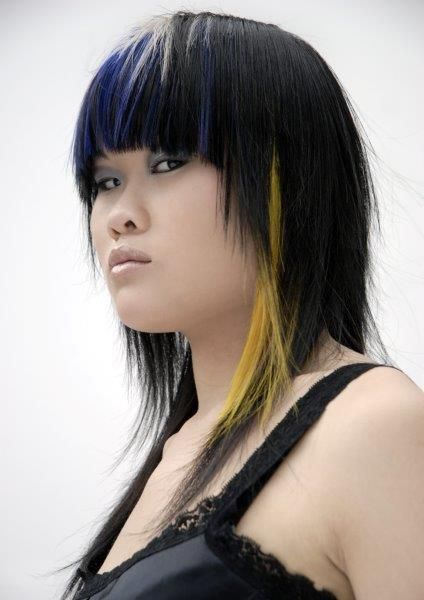 Créations pour homme et femme au salon de coiffure R-Play Studio à Conthey