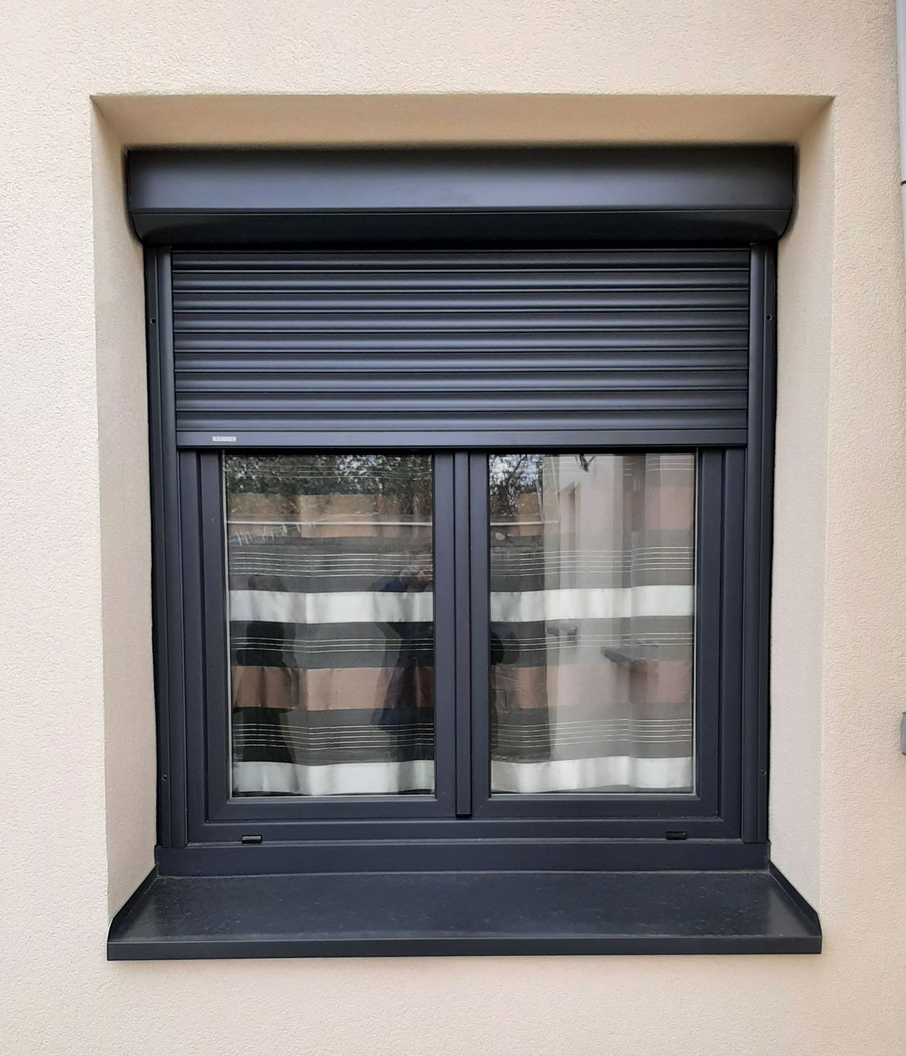 Volet roulant PVC gris anthracite