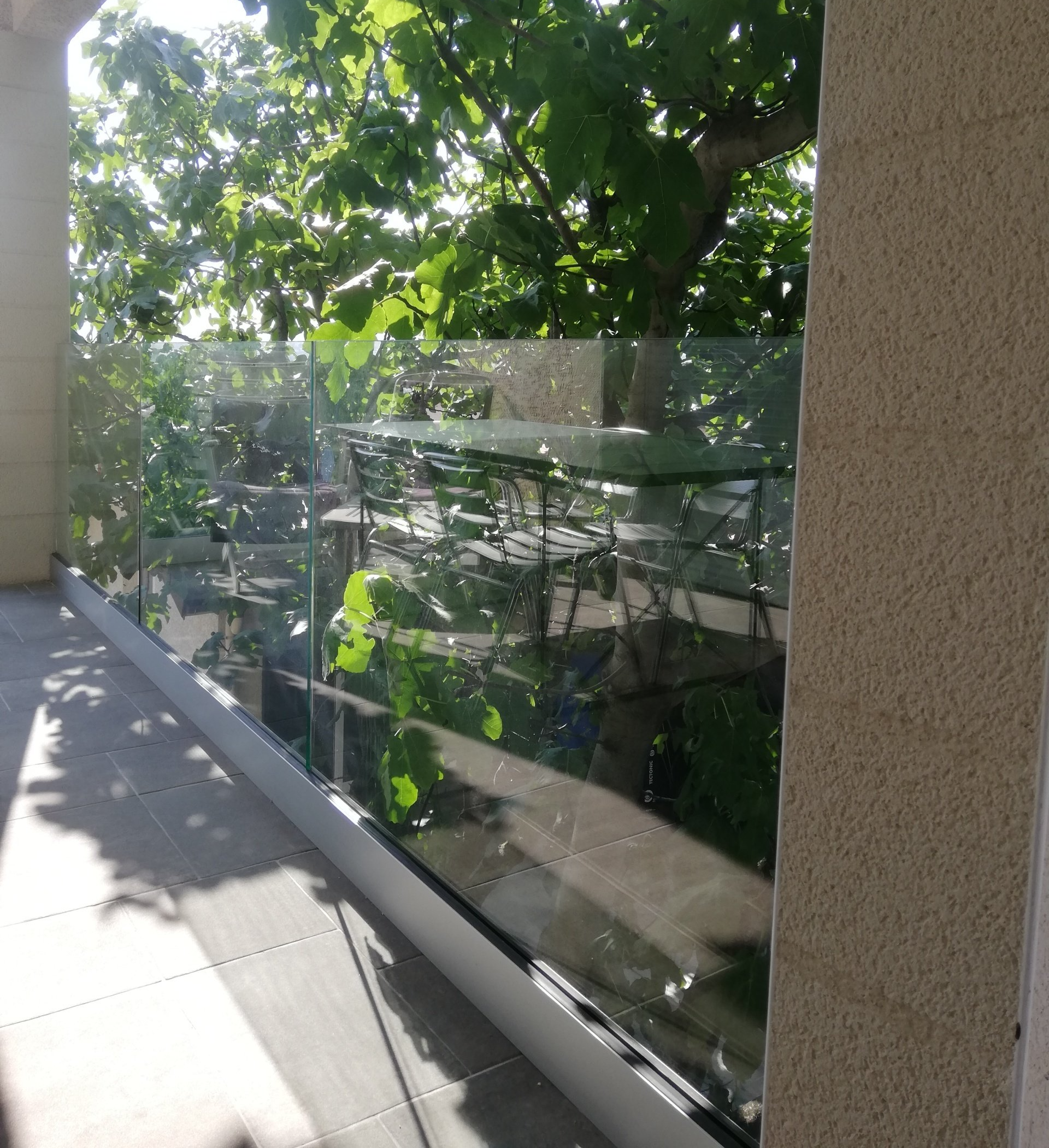 Garde corps extérieur verre