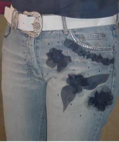 Designerjeans selber gestaltet.