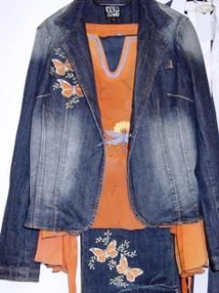 Designerjeans selber gestaltet.