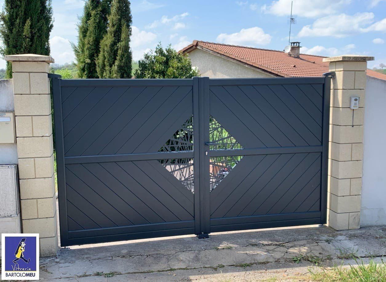 Portail aluminium gris anthracite