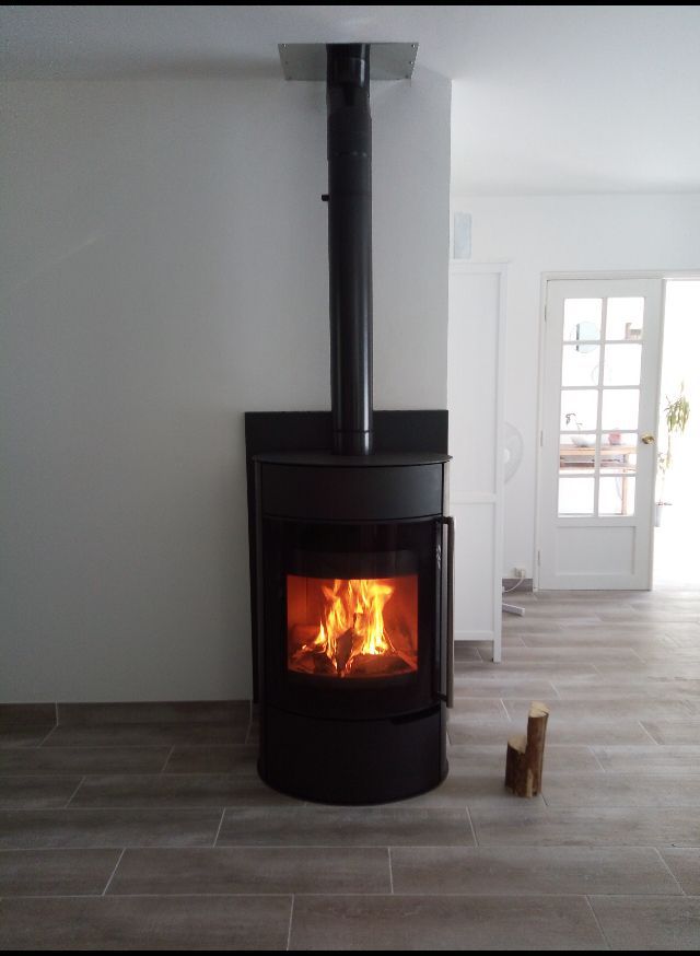 POELE A BOIS INTERSTOVE