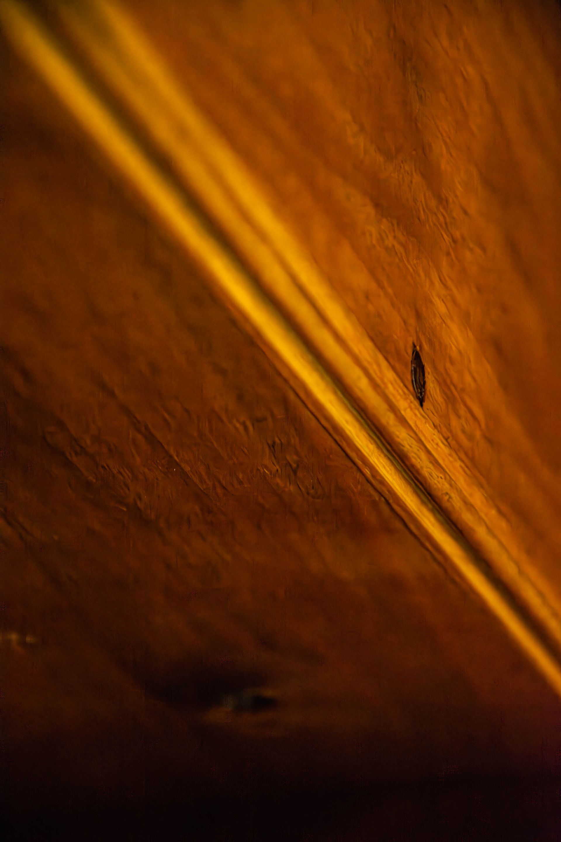 Détail de marches en bois pour escalier, créées par Arole, menuiserie à Nîmes.
