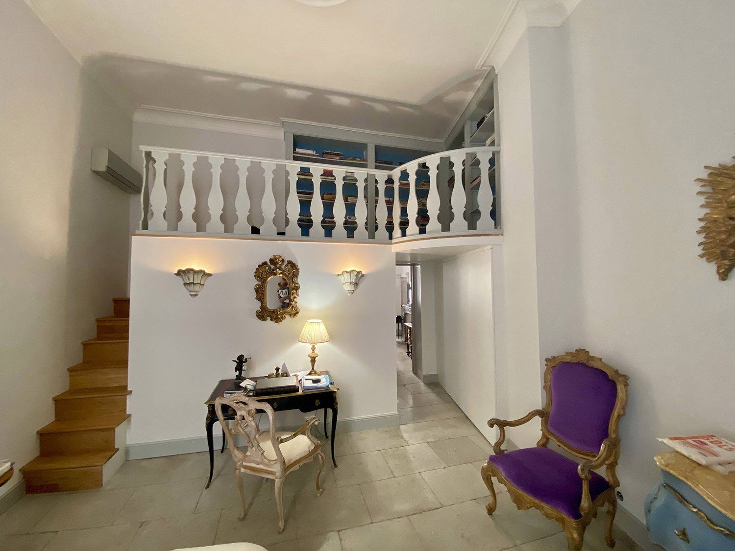 Pièce aménagée en bois