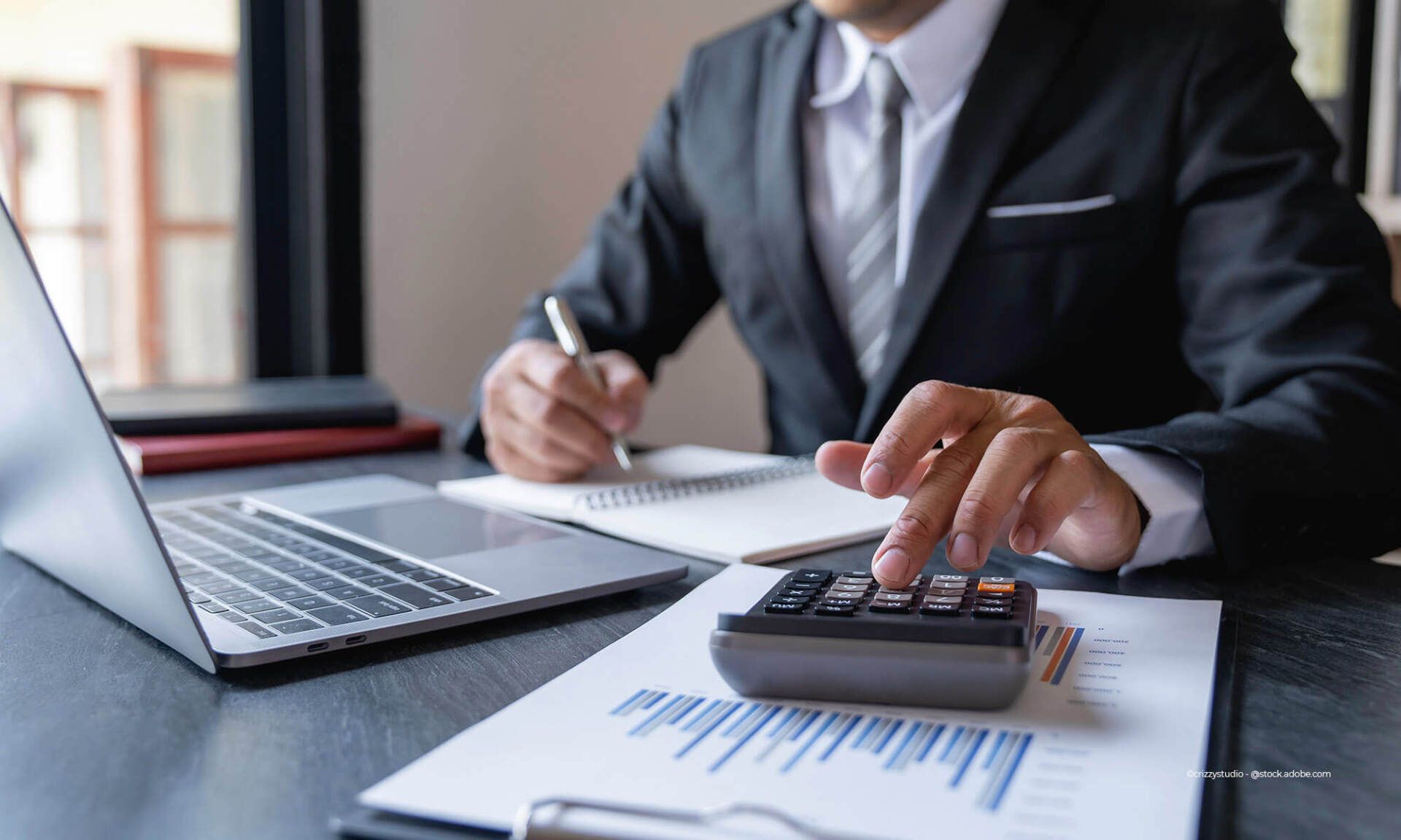 Steuerberater bei der Arbeit