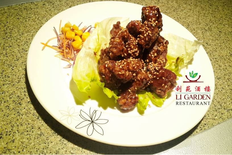 Li Garden - côtes de porc à la sauce maison