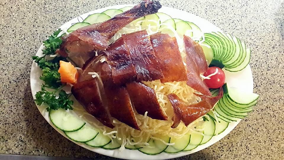 Li Garden- peau de canard accompagnée de crêpes