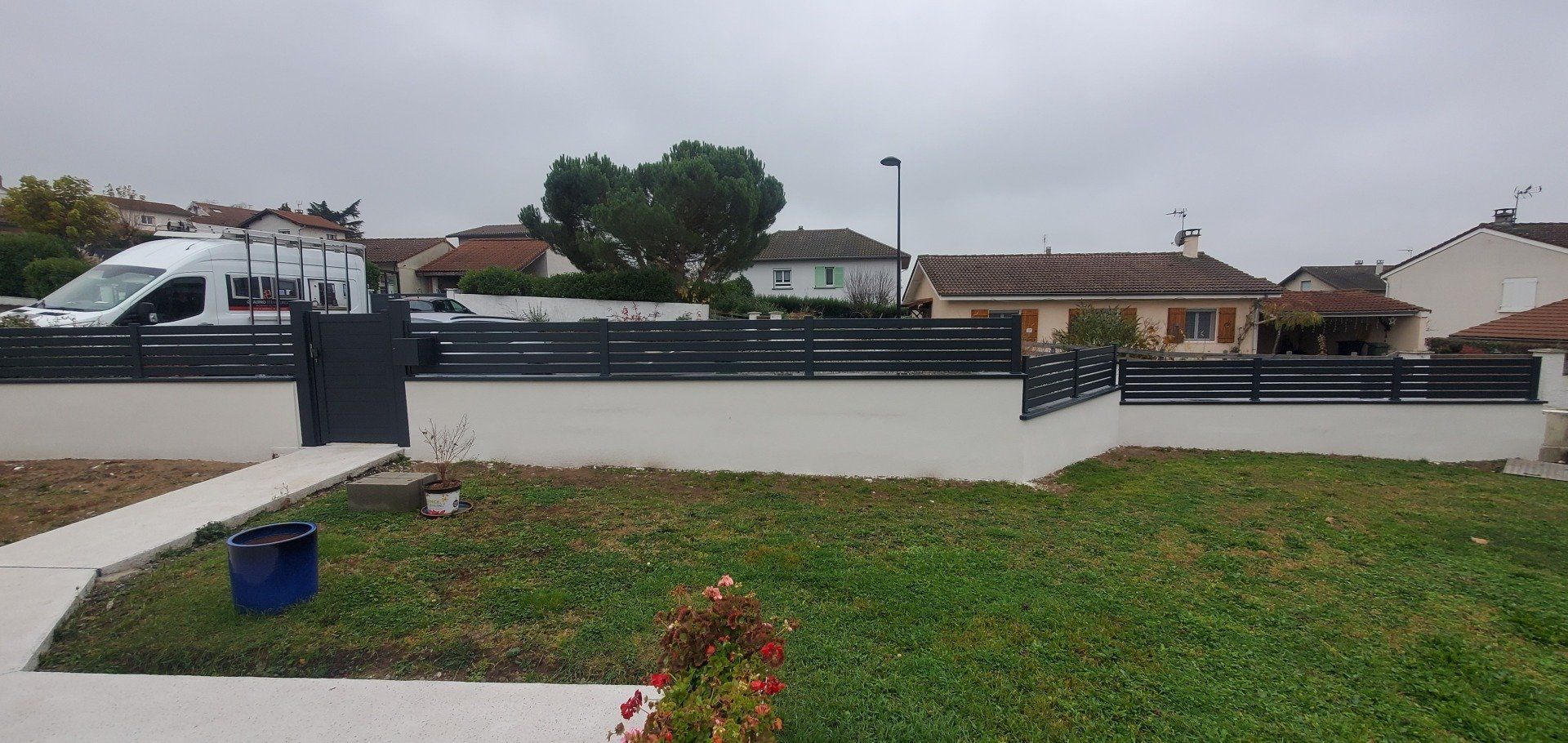 Clôture gris anthracite