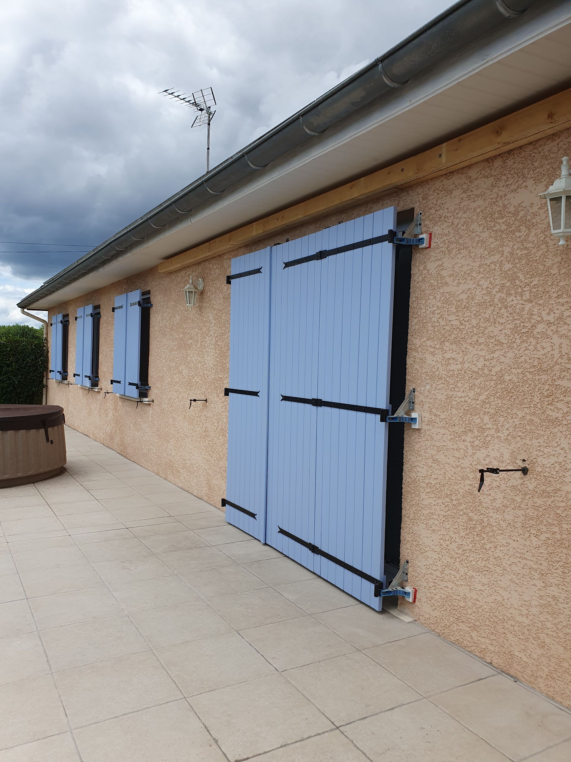 Installation de volets battants