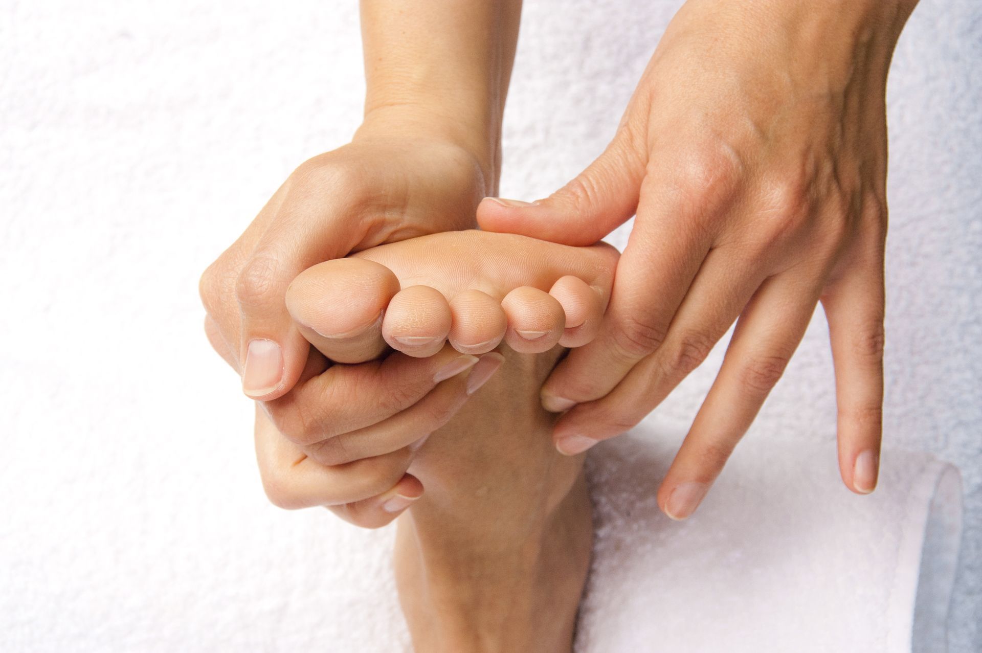 Fussreflexzonen-Massage - Claudia Hirzel - Physiostübli - Neuheim