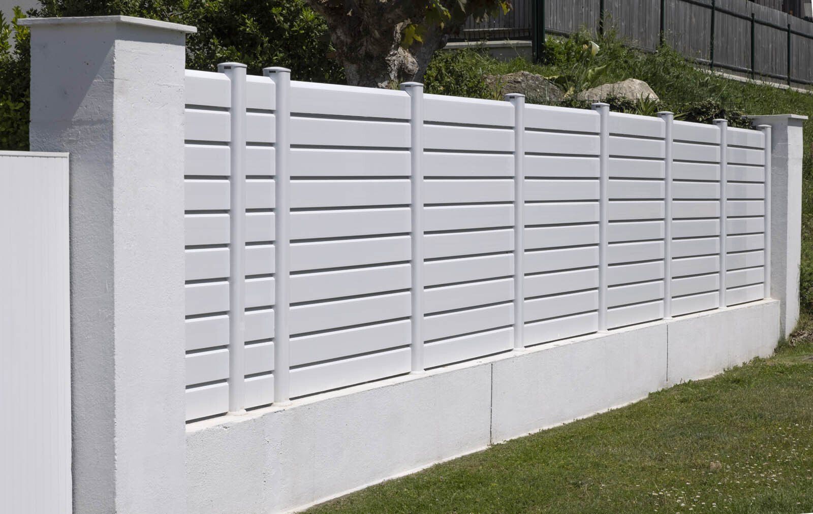 Clôture en PVC blanc