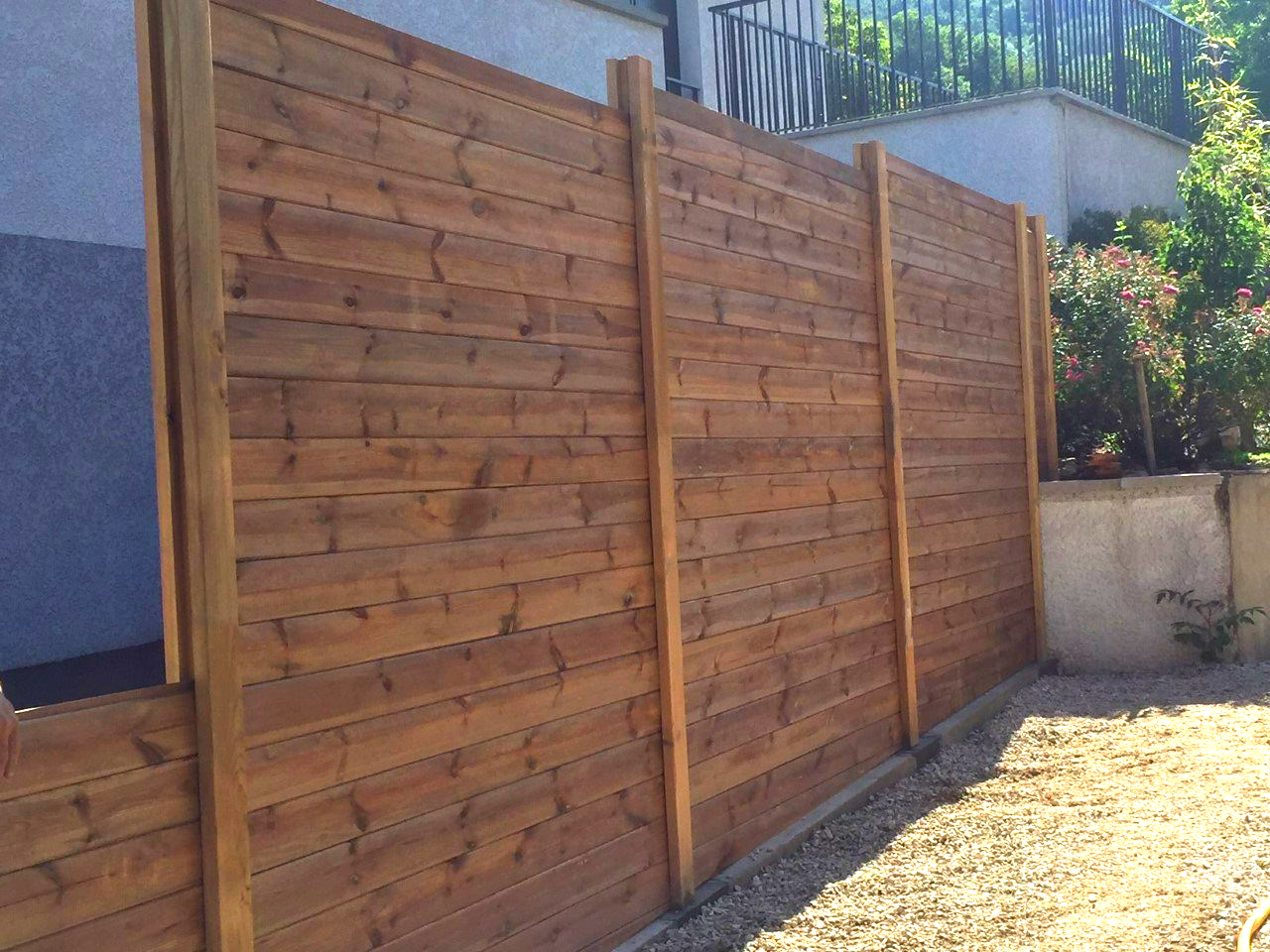Clôture en bois classique