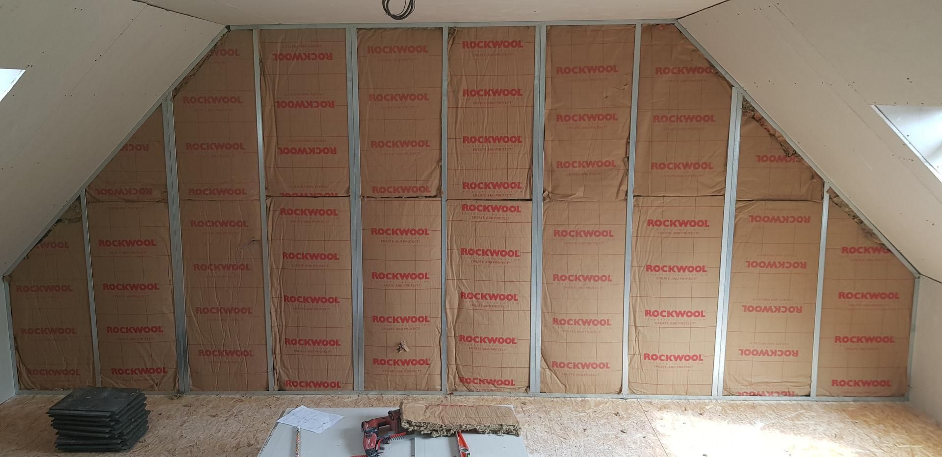 Des travaux d'isolation intérieure.