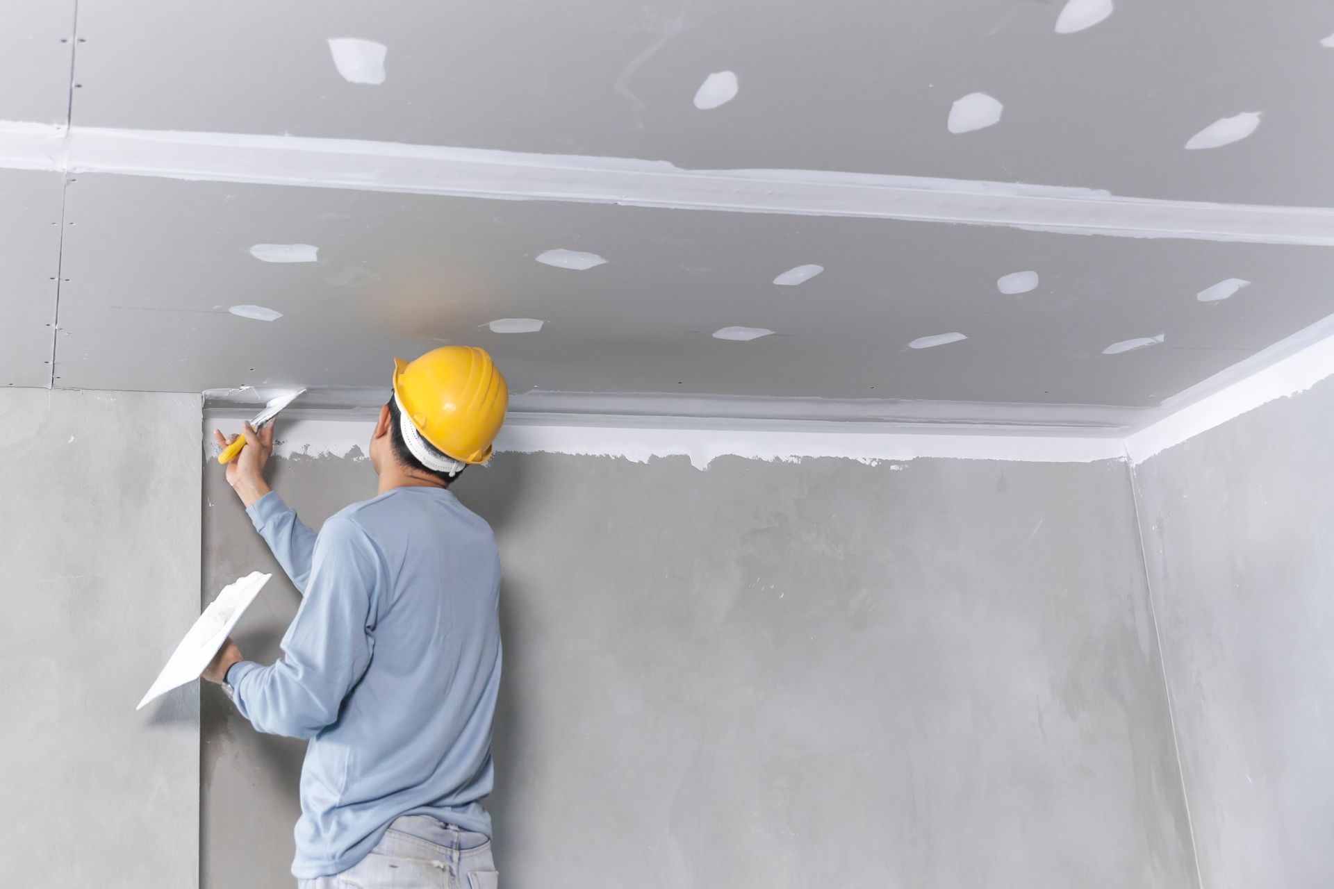Des travaux de plafond.
