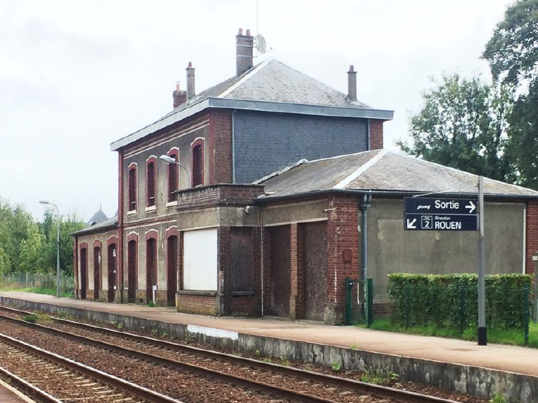 Réhabilitation de l’ancienne gare « Voyageurs » en maison de santé - CLÈRES.