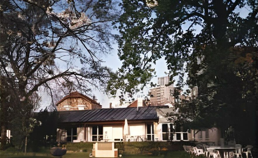 Foyer de vie : aménagement de 2 chambres, création de 2 chambres, d'une cuisine et d'une salle à manger - Foyer d'hébergement : réhabilitation de 4 chambres - Colombes (92).