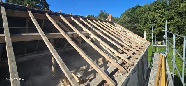 Vers la page Charpente.