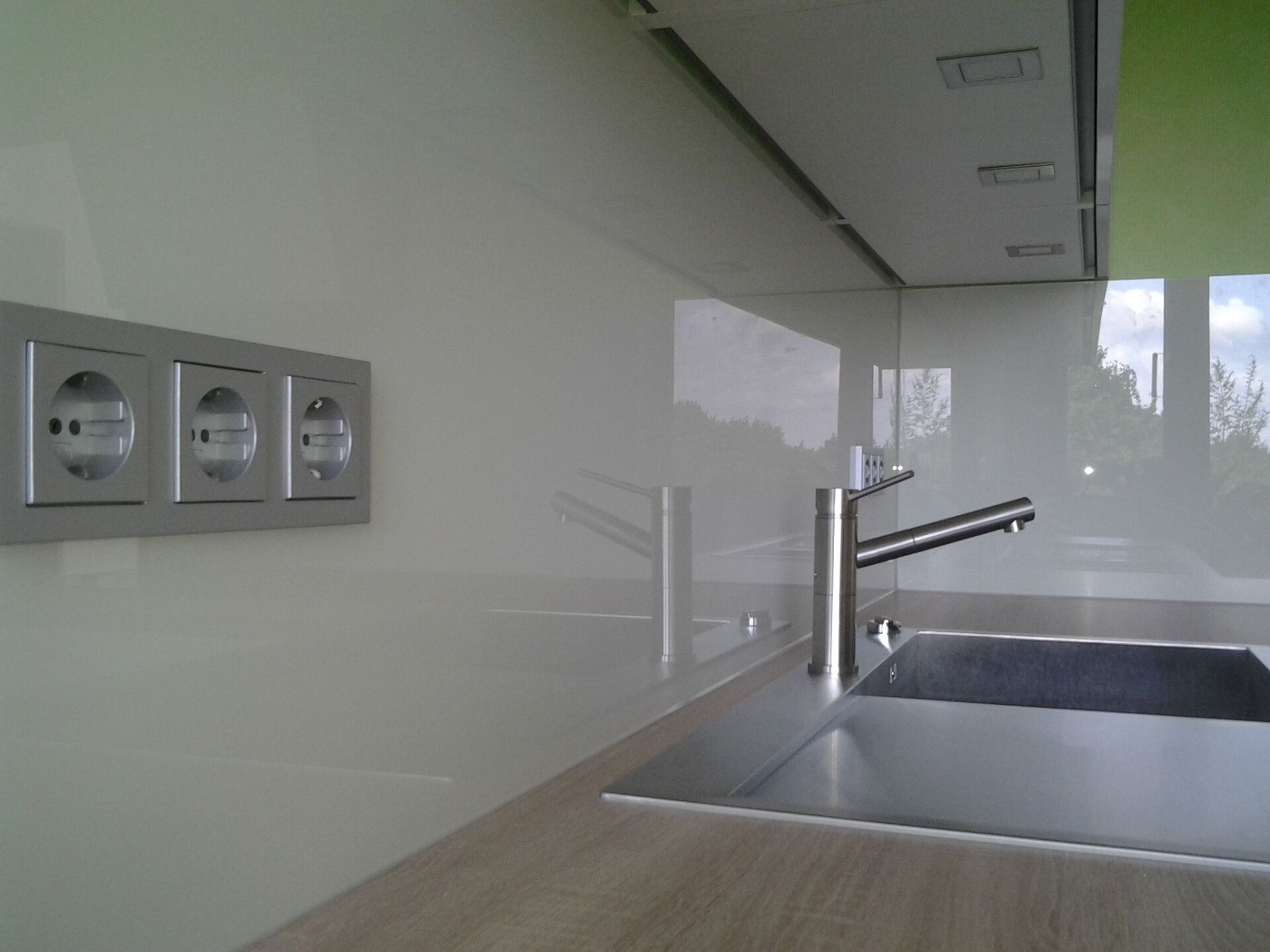 Küchenrückwand Steckdosen