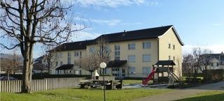 Reinach - von Nordwest: Pilatusstr. 10+12