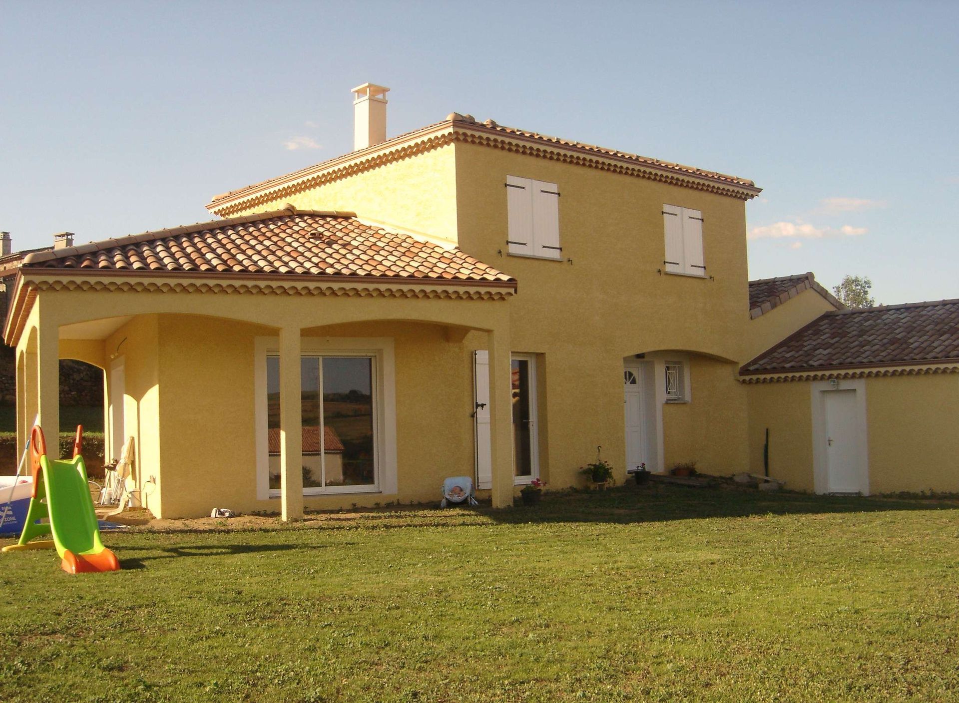 Maison traditionnelle à étage dans la Loire (42).