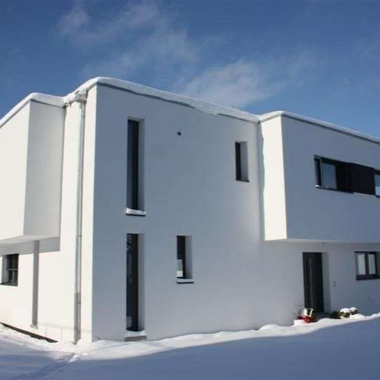 Maison contemporaine sur sous-sol dans le pays de Gex.