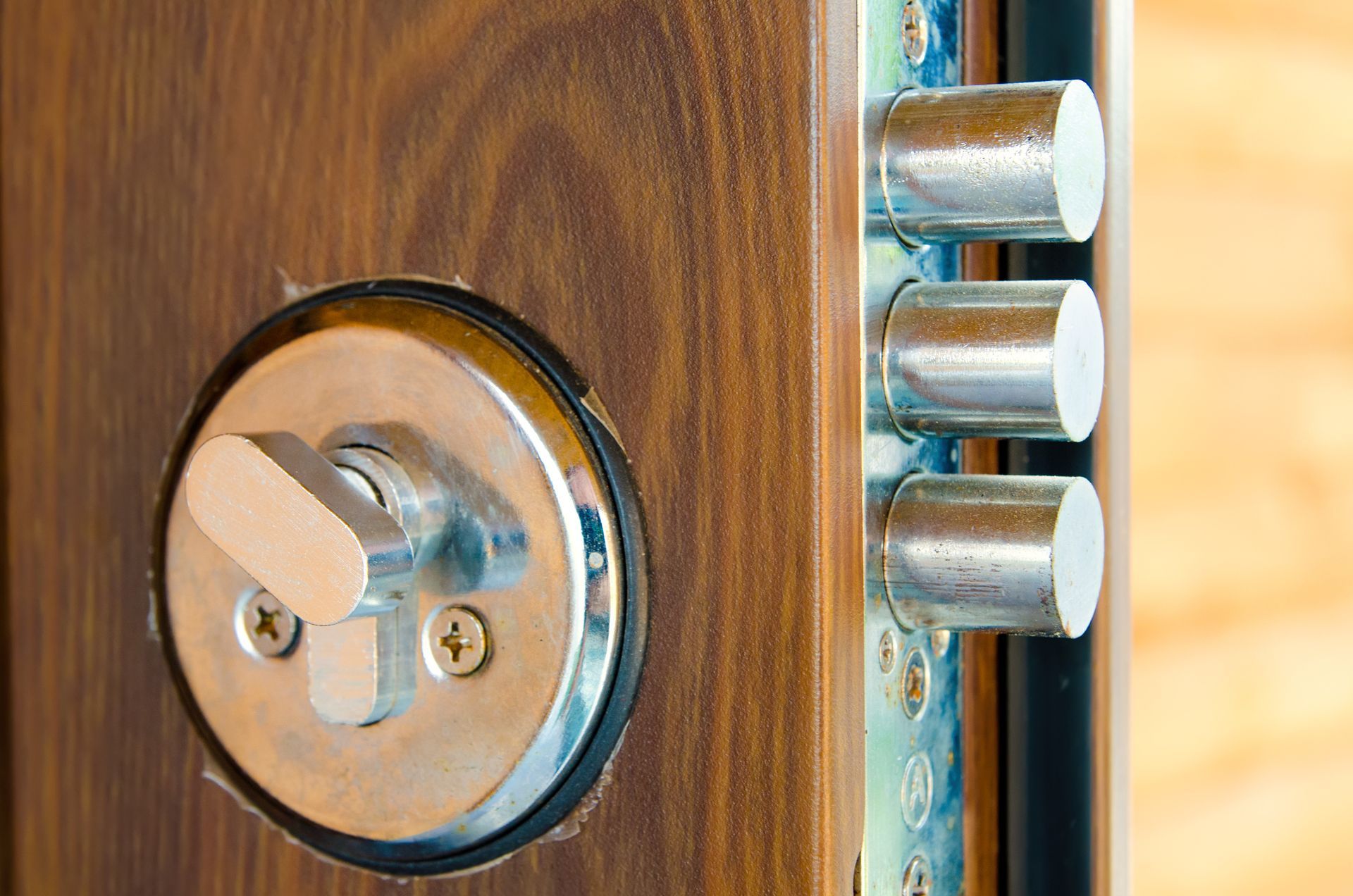 Porte blindée en bois