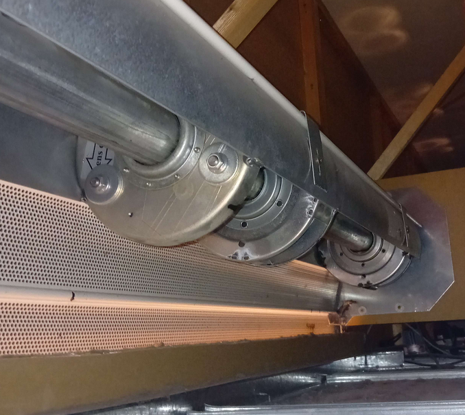 remplacement d'un axe de rideau métallique à bordeaux