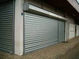 Rideau métallique de sécurité posé par Abaque Service