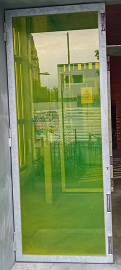 verre coloré vert remplacé
