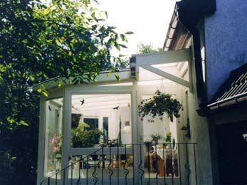 Wintergarten neben dem Haus
