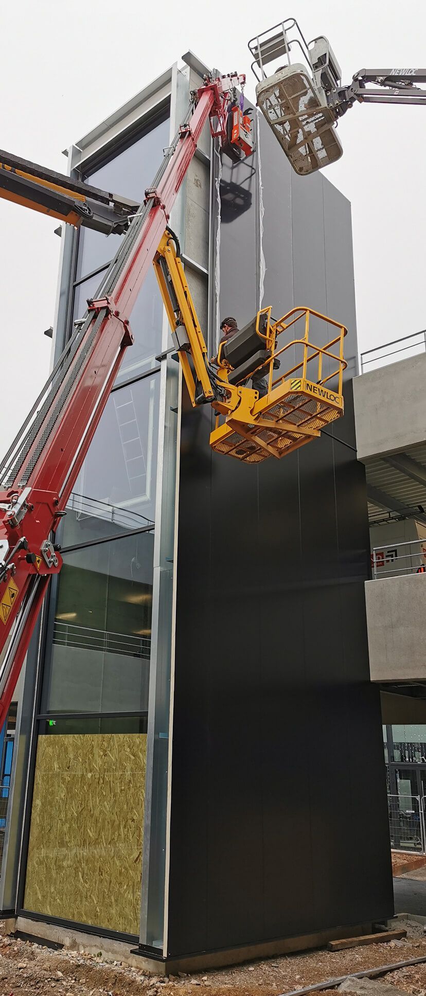 Location de mini-grue avec opérateur - La Rochelle