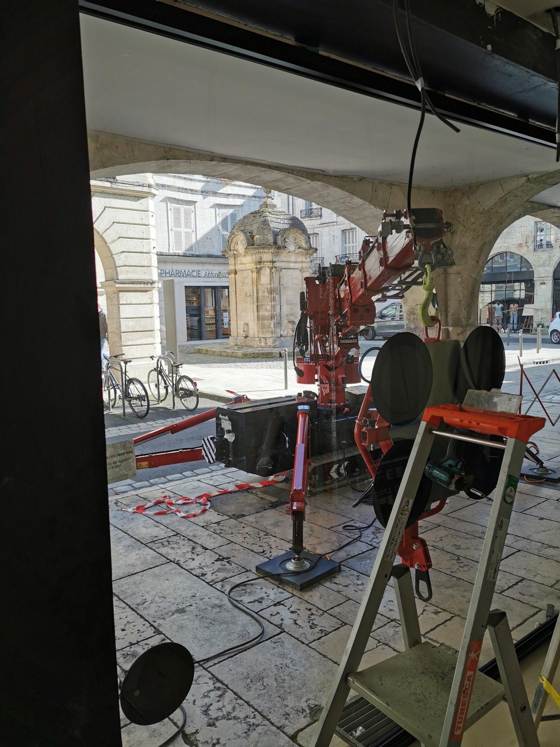 Location de mini-grue avec opérateur - Luçon