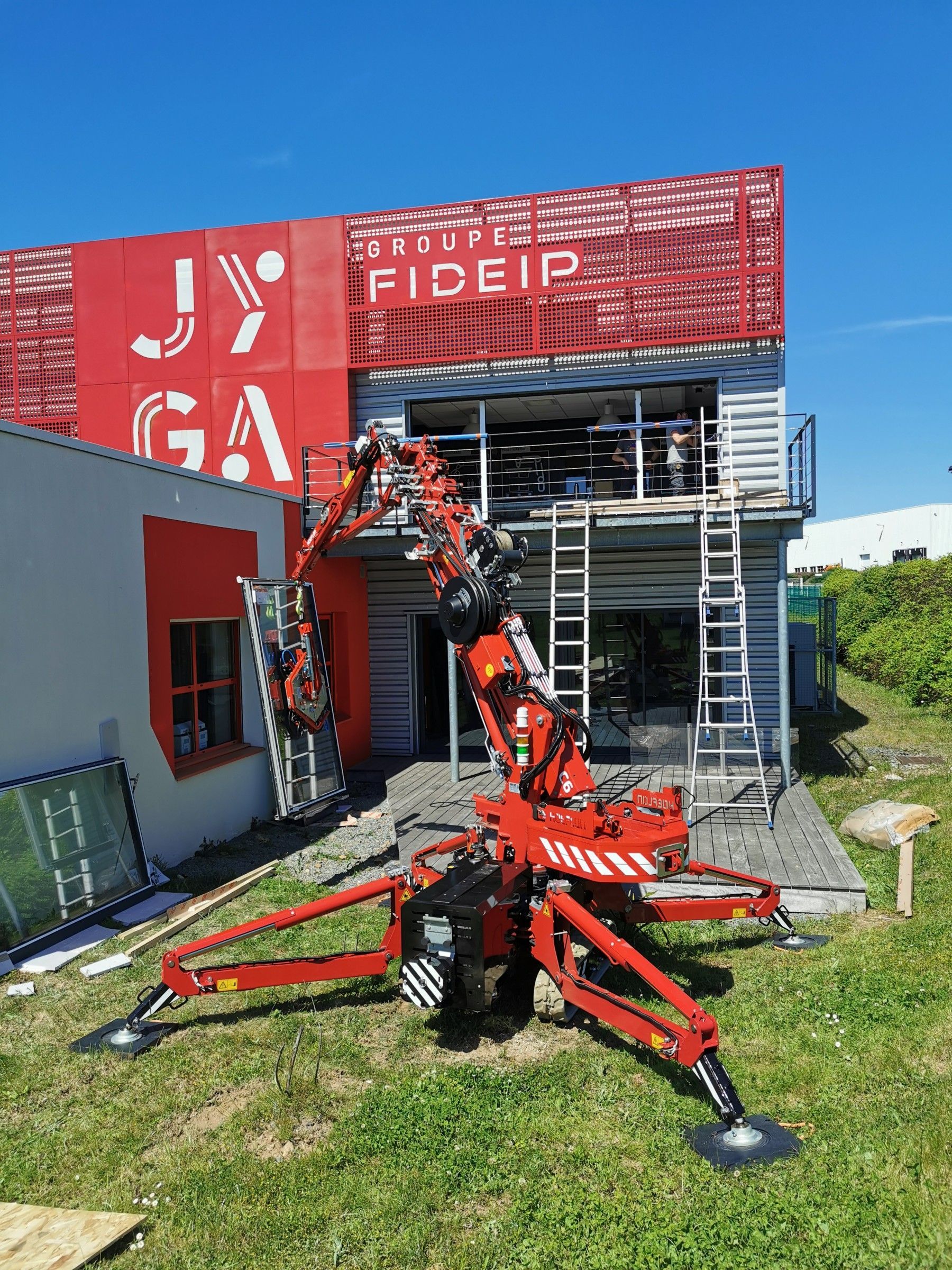 Location de mini-grue avec opérateur - Saint-Nazaire