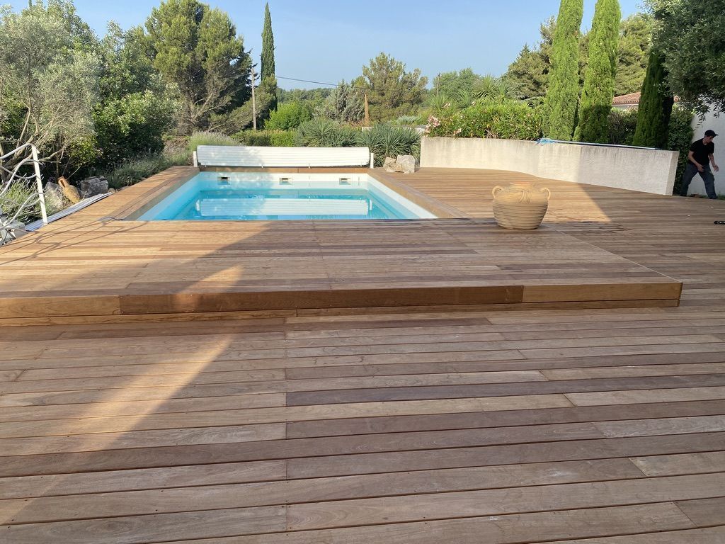 Aménagement de terrasse de piscine